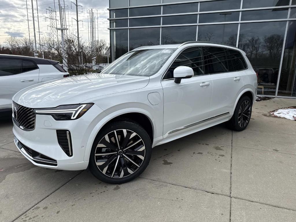 new 2026 Volvo XC90 Plug-In Hybrid car