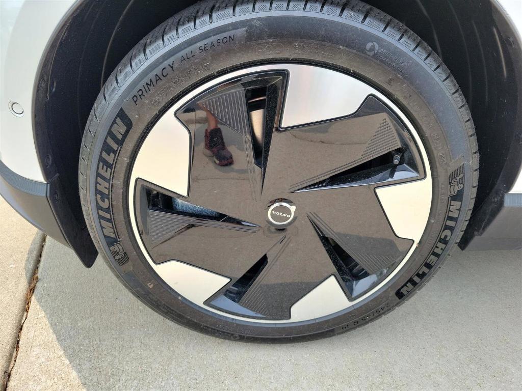 new 2025 Volvo EX30 car, priced at $49,925