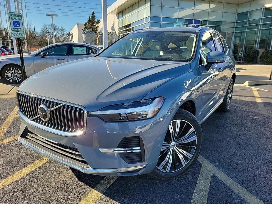 used 2022 Volvo XC60 Recharge Plug-In Hybrid car, priced at $44,989