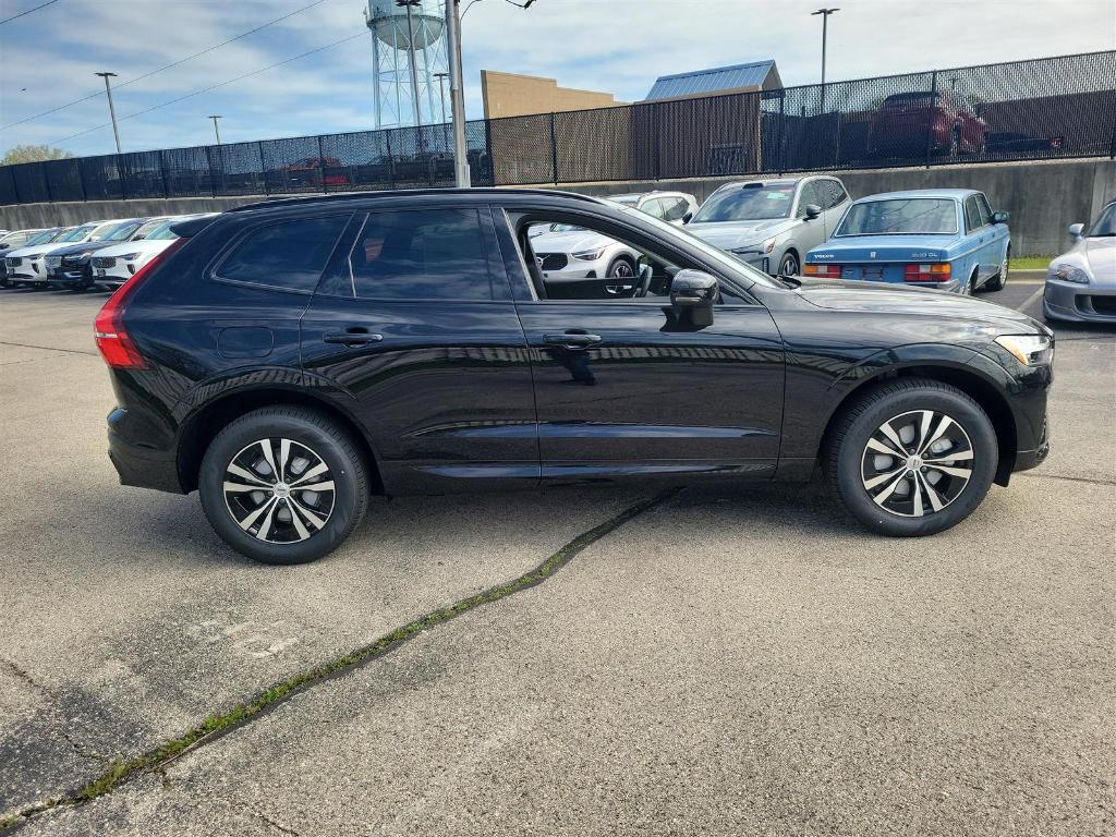 new 2025 Volvo XC60 car, priced at $49,095