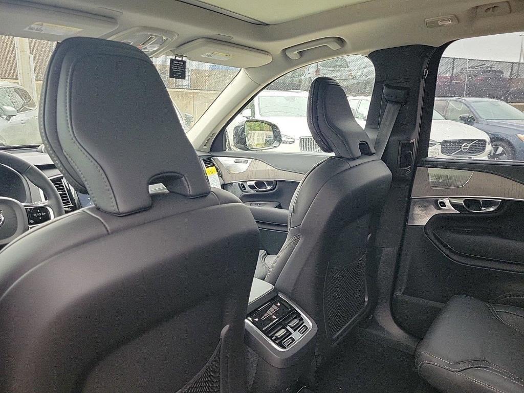 new 2025 Volvo XC90 car, priced at $65,901