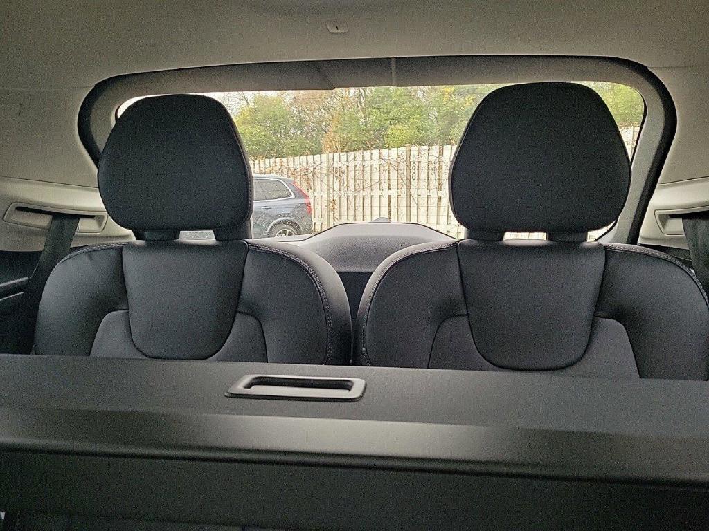new 2025 Volvo XC90 car, priced at $65,901