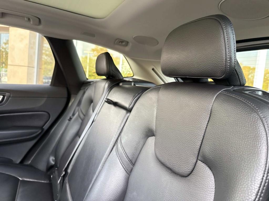 used 2023 Volvo XC60 Recharge Plug-In Hybrid car, priced at $42,991