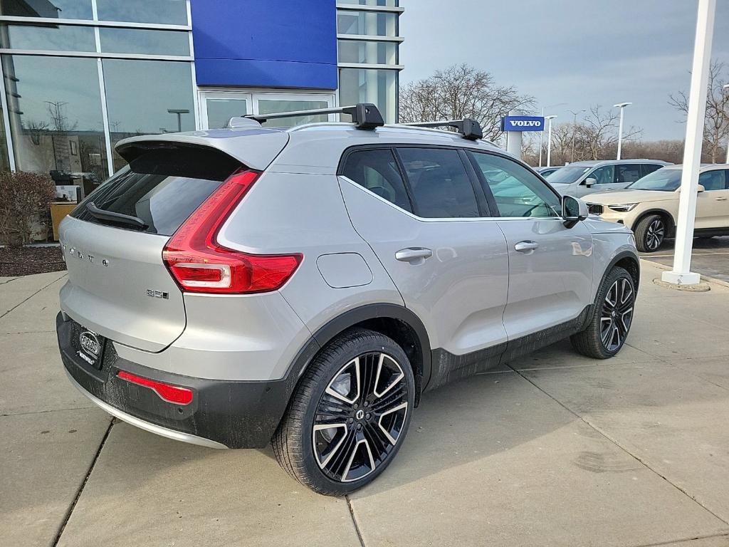 new 2025 Volvo XC40 car, priced at $55,885