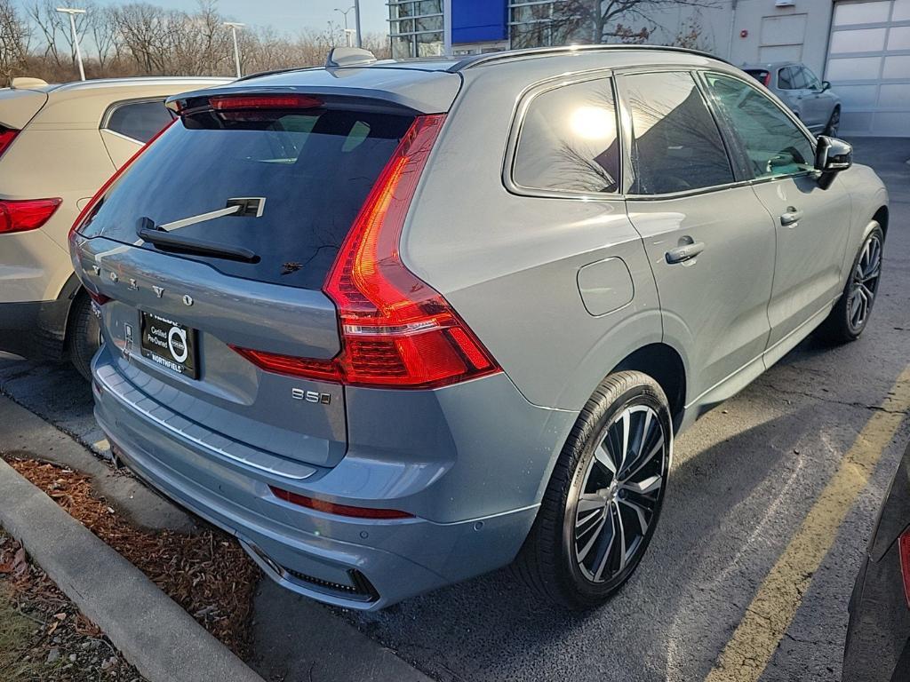 new 2024 Volvo XC60 car, priced at $50,725