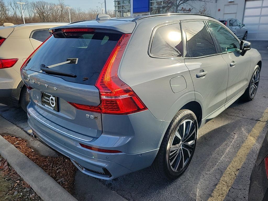 new 2024 Volvo XC60 car, priced at $55,725