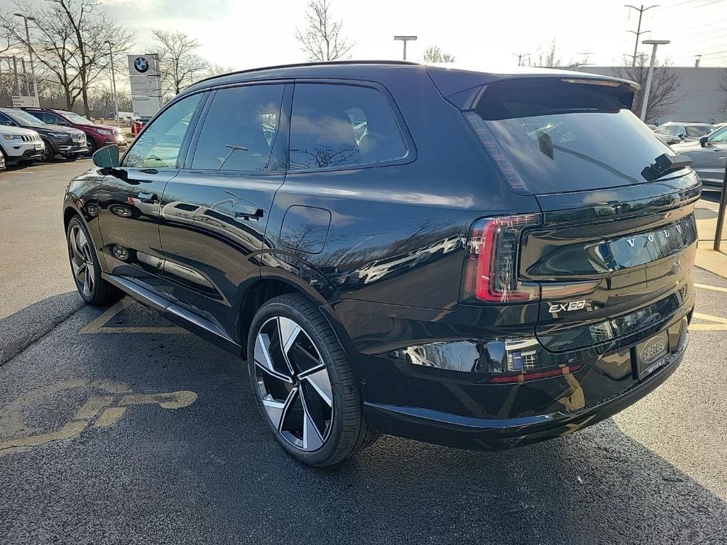 new 2025 Volvo EX90 car, priced at $87,240