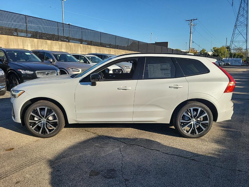 new 2025 Volvo XC60 car, priced at $55,335