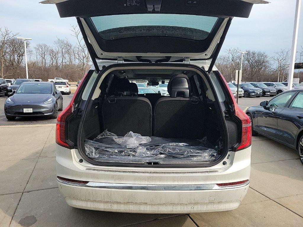 new 2025 Volvo XC90 Plug-In Hybrid car, priced at $78,805