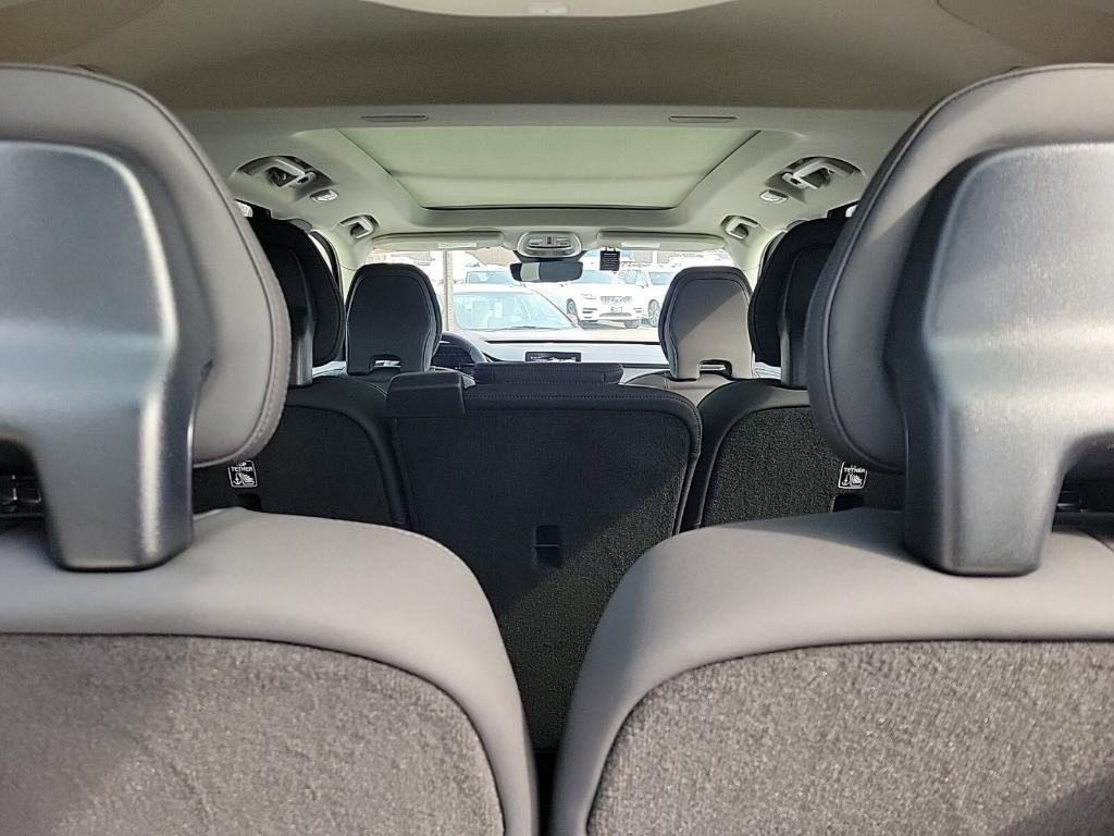 new 2025 Volvo XC90 Plug-In Hybrid car, priced at $78,805