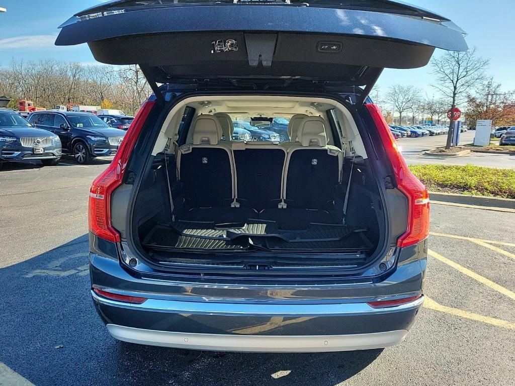 used 2022 Volvo XC90 Recharge Plug-In Hybrid car, priced at $44,911