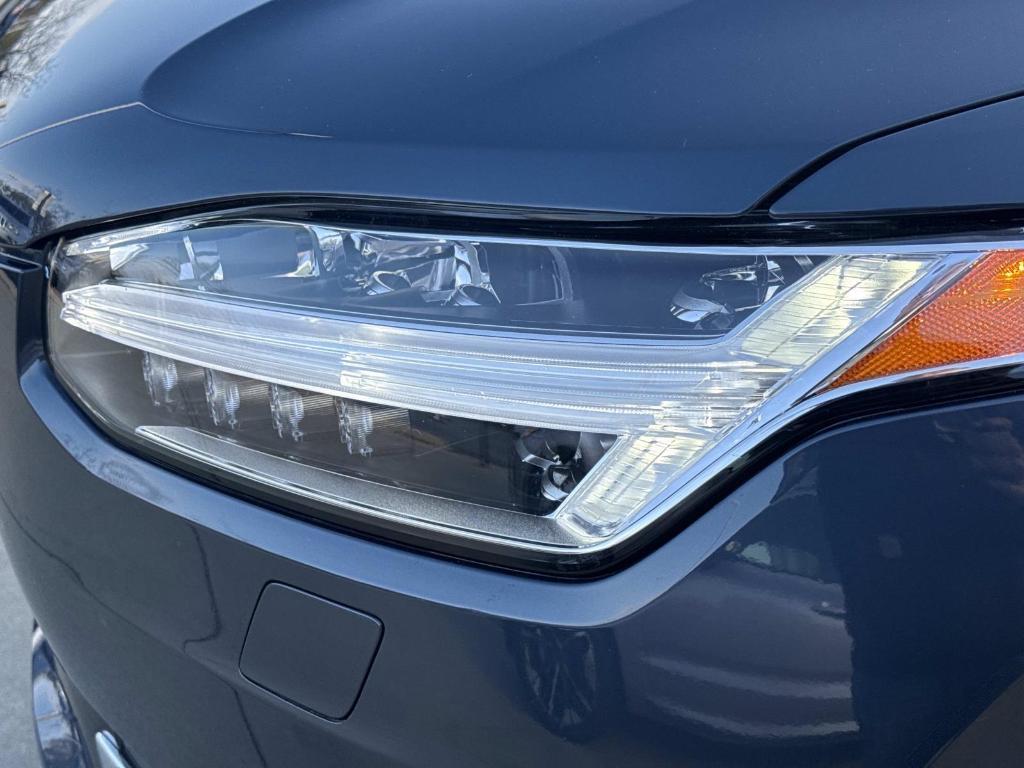 used 2023 Volvo XC90 car, priced at $47,991