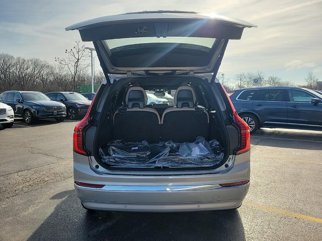 new 2025 Volvo XC90 car, priced at $67,495