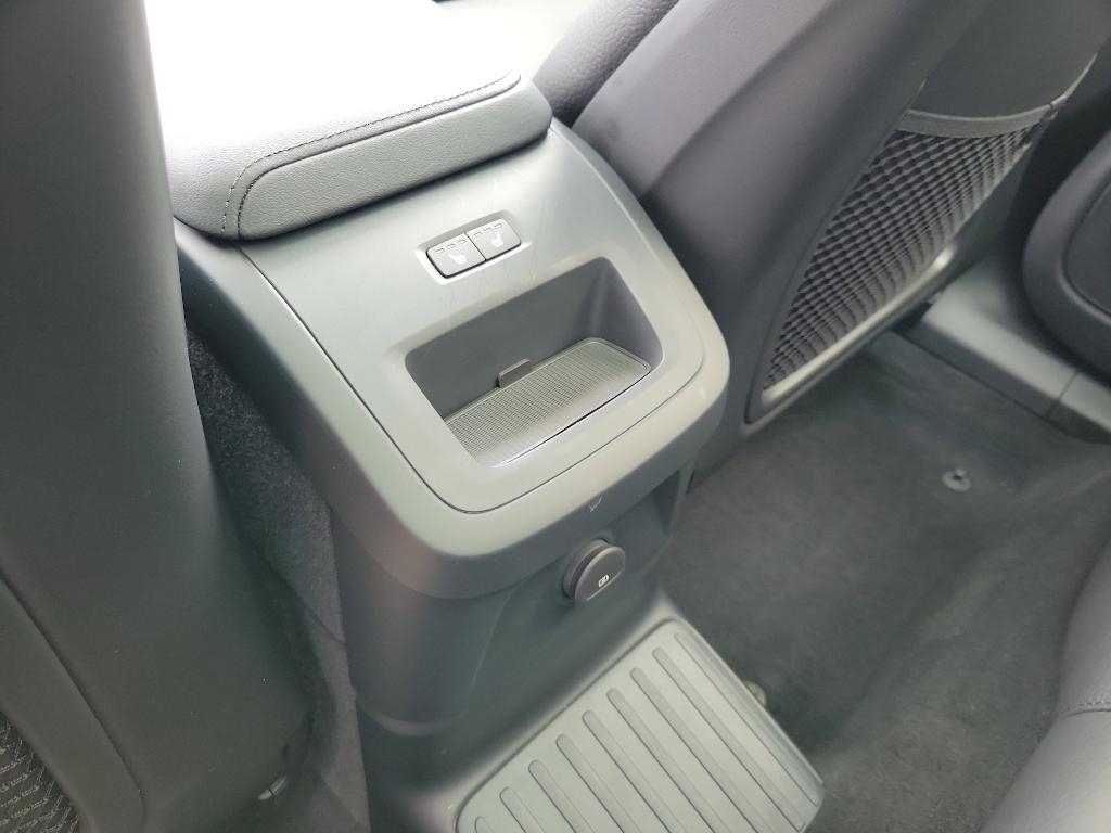 used 2024 Volvo XC60 Recharge Plug-In Hybrid car, priced at $58,989