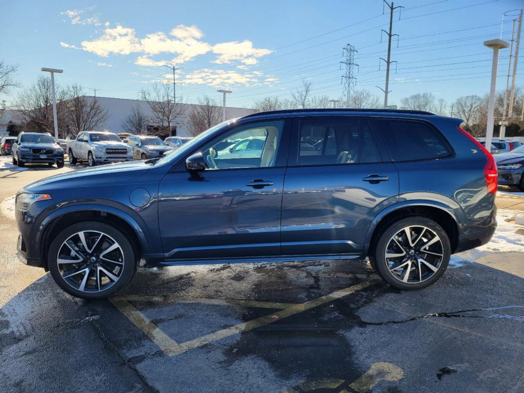 used 2023 Volvo XC90 Recharge Plug-In Hybrid car, priced at $58,789