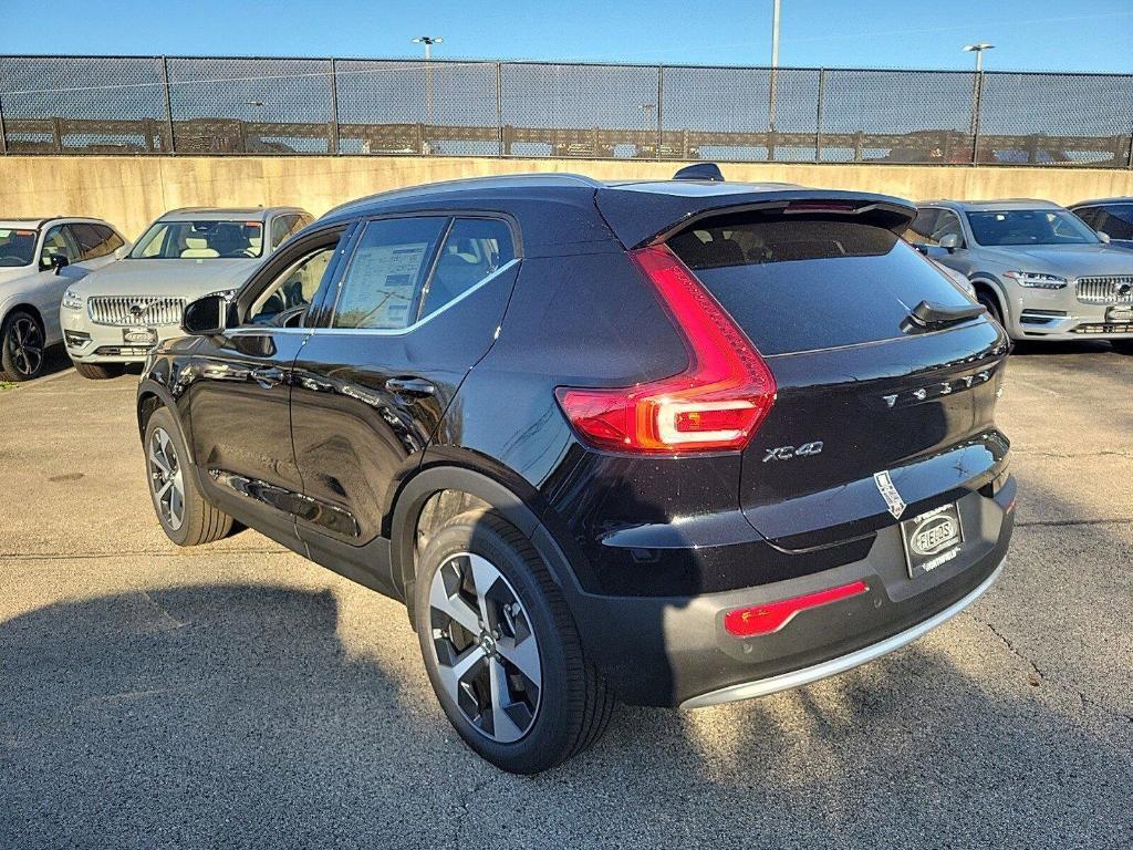 new 2025 Volvo XC40 car, priced at $46,015