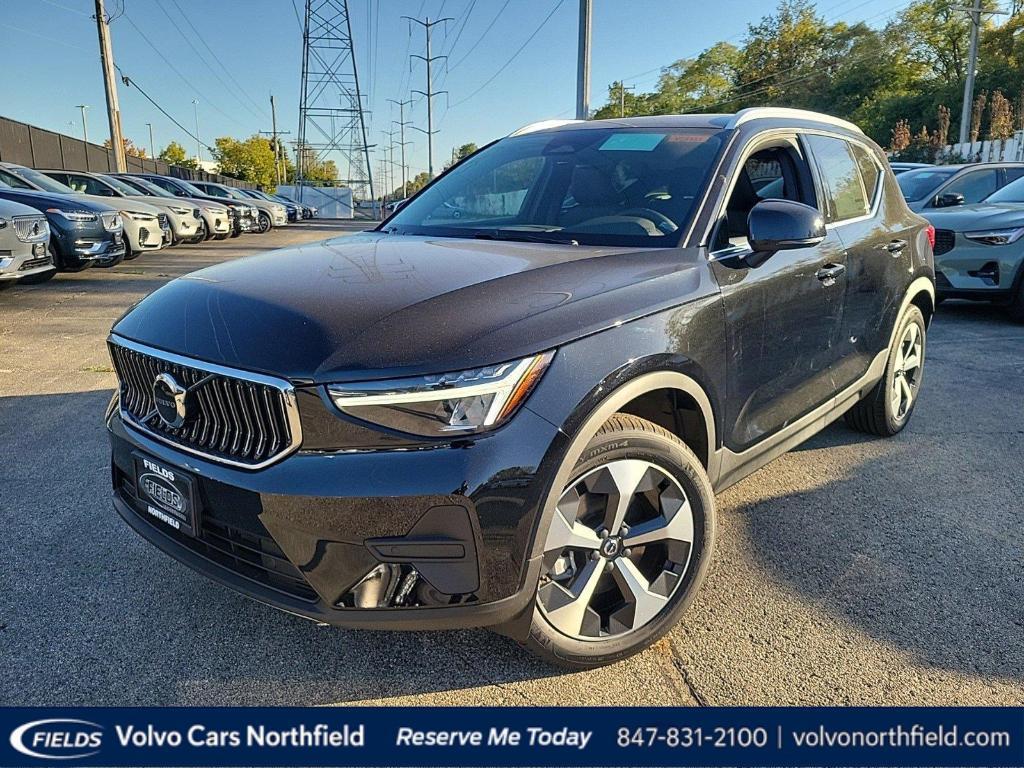 new 2025 Volvo XC40 car, priced at $46,015