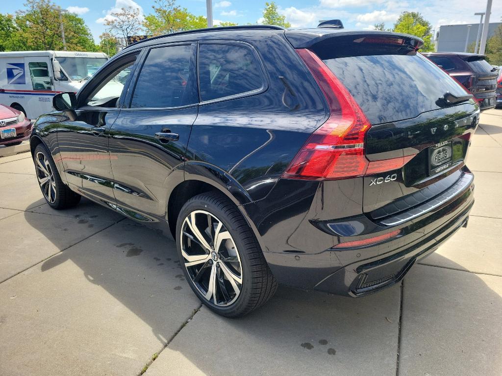 new 2025 Volvo XC60 car, priced at $60,660