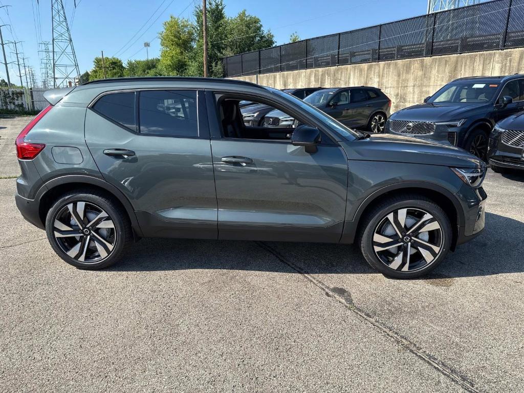 new 2026 Volvo XC40 car, priced at $53,525