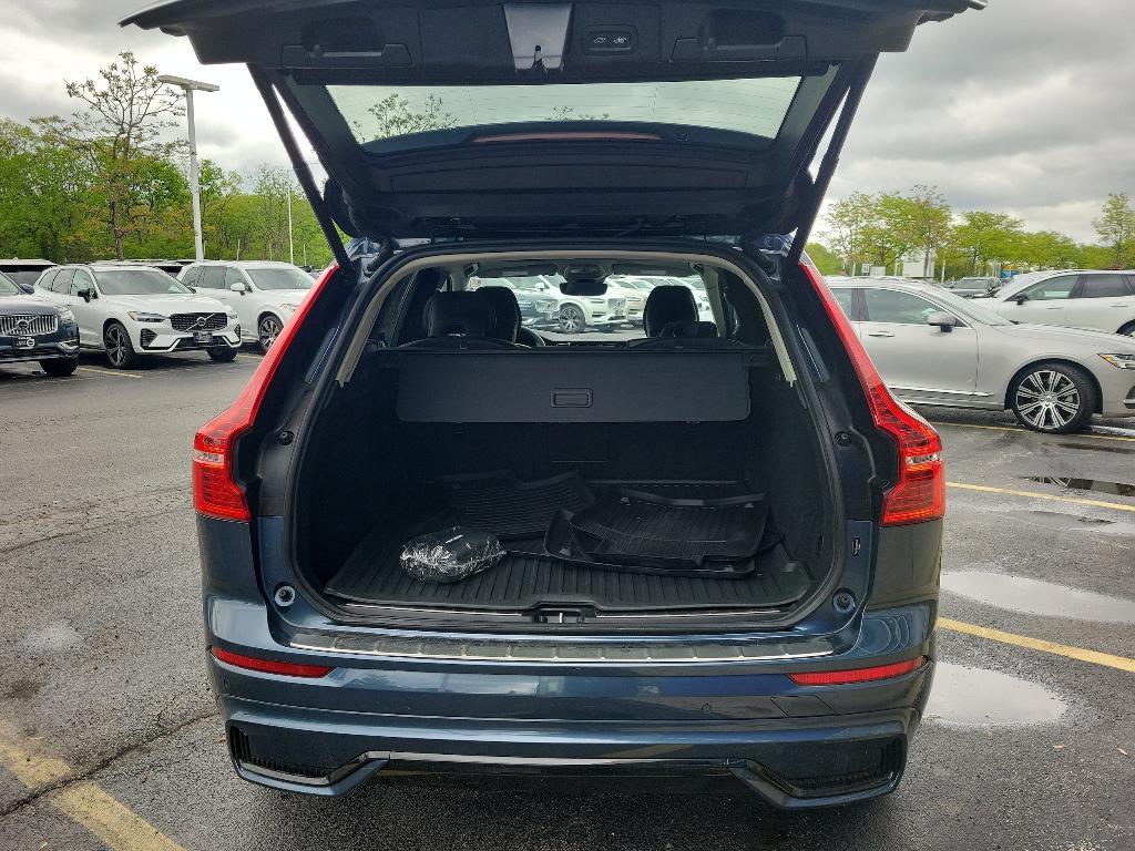 used 2023 Volvo XC60 car, priced at $45,989
