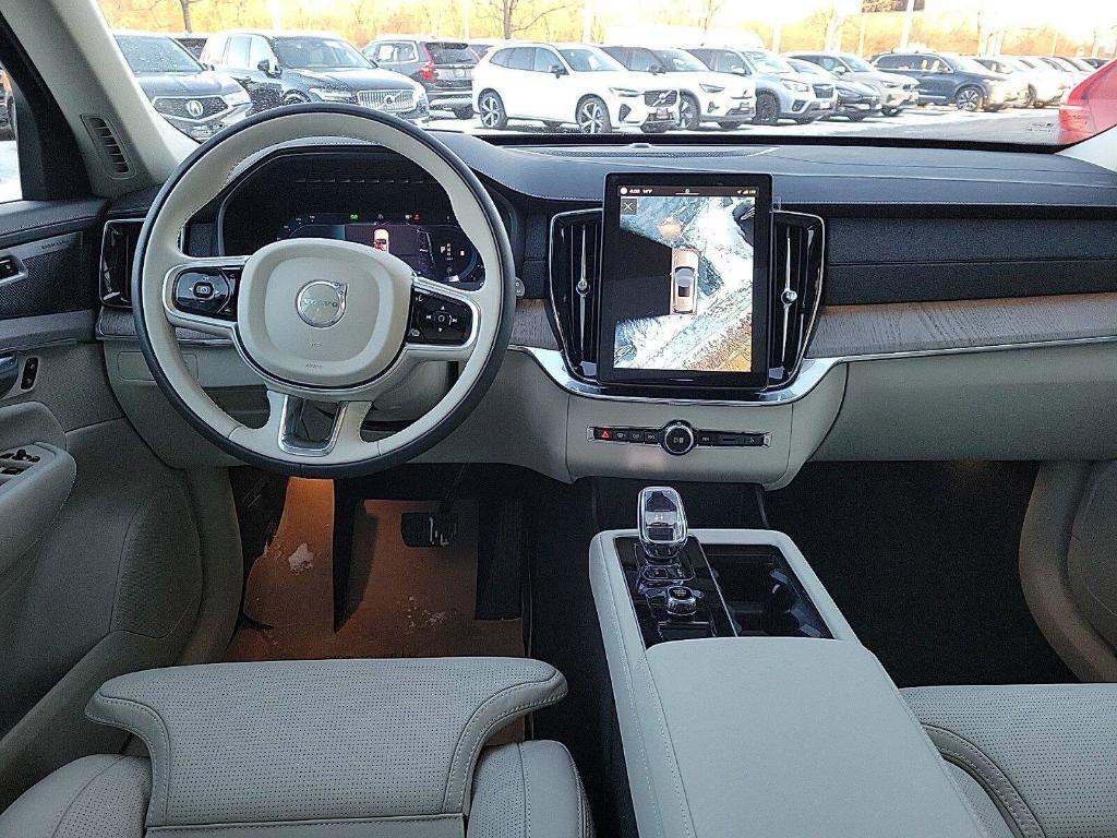 new 2025 Volvo XC90 car, priced at $72,715
