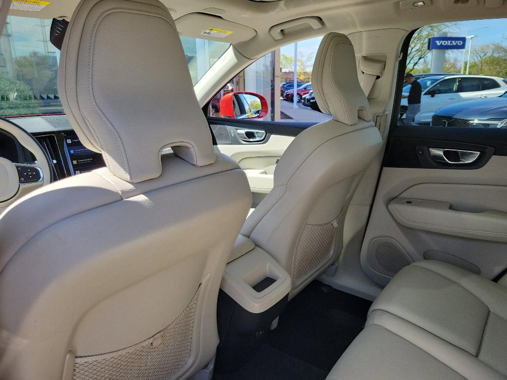 used 2022 Volvo XC60 car, priced at $38,989