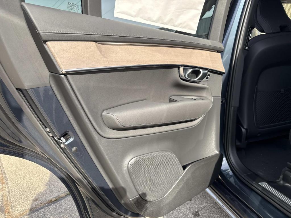 new 2026 Volvo XC90 car, priced at $71,400