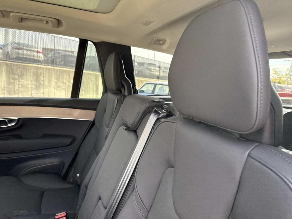 new 2026 Volvo XC90 car, priced at $71,400