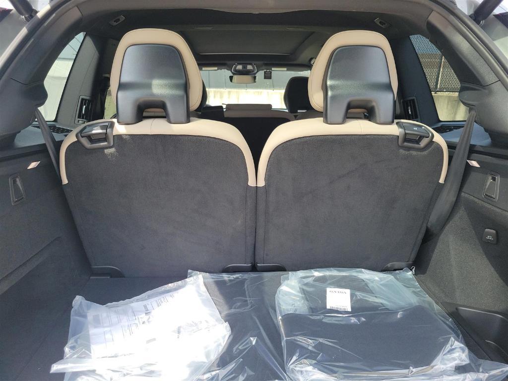 new 2025 Volvo XC90 car, priced at $60,545