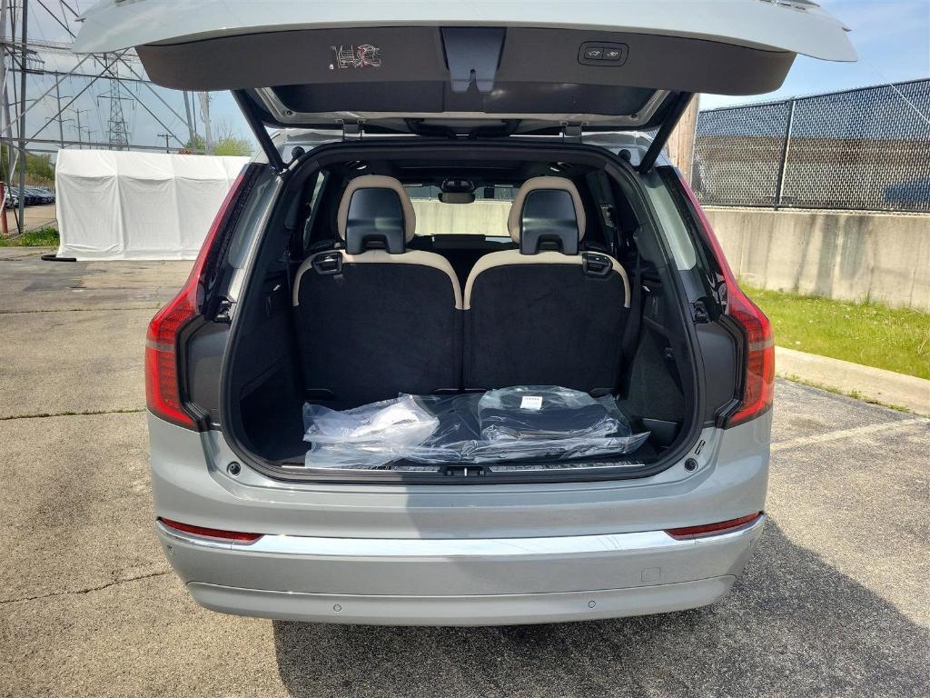 new 2025 Volvo XC90 car, priced at $60,545