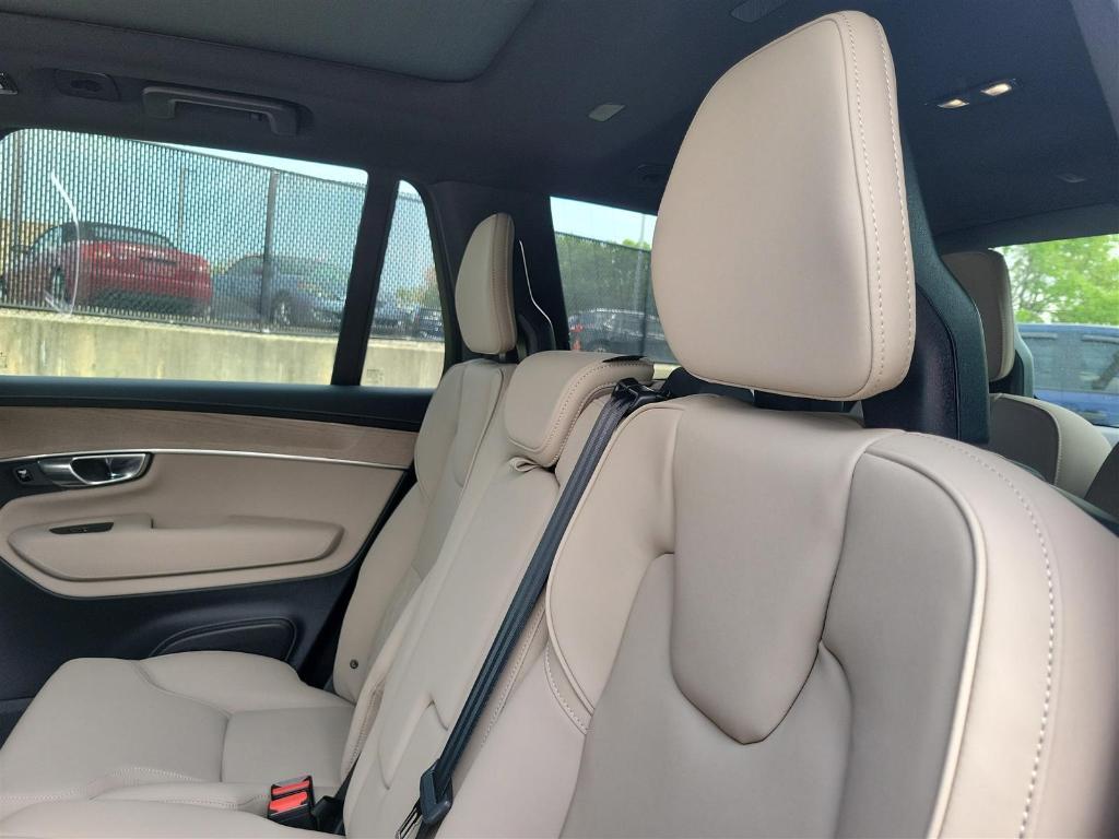 new 2025 Volvo XC90 car, priced at $60,545
