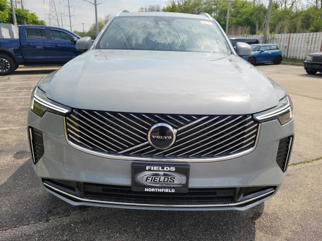 new 2025 Volvo XC90 car, priced at $60,545