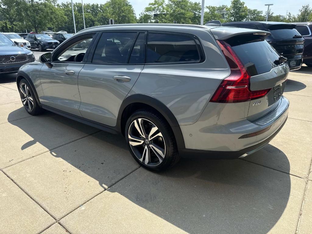 used 2024 Volvo V60 Cross Country car, priced at $44,991