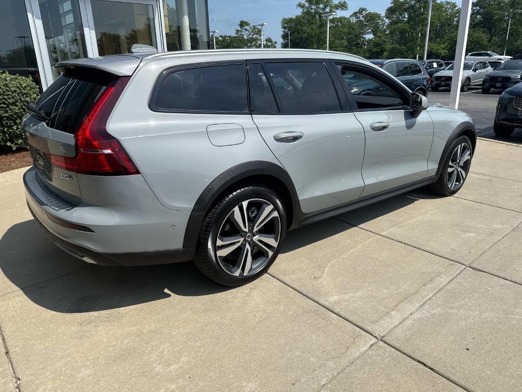 used 2024 Volvo V60 Cross Country car, priced at $44,991