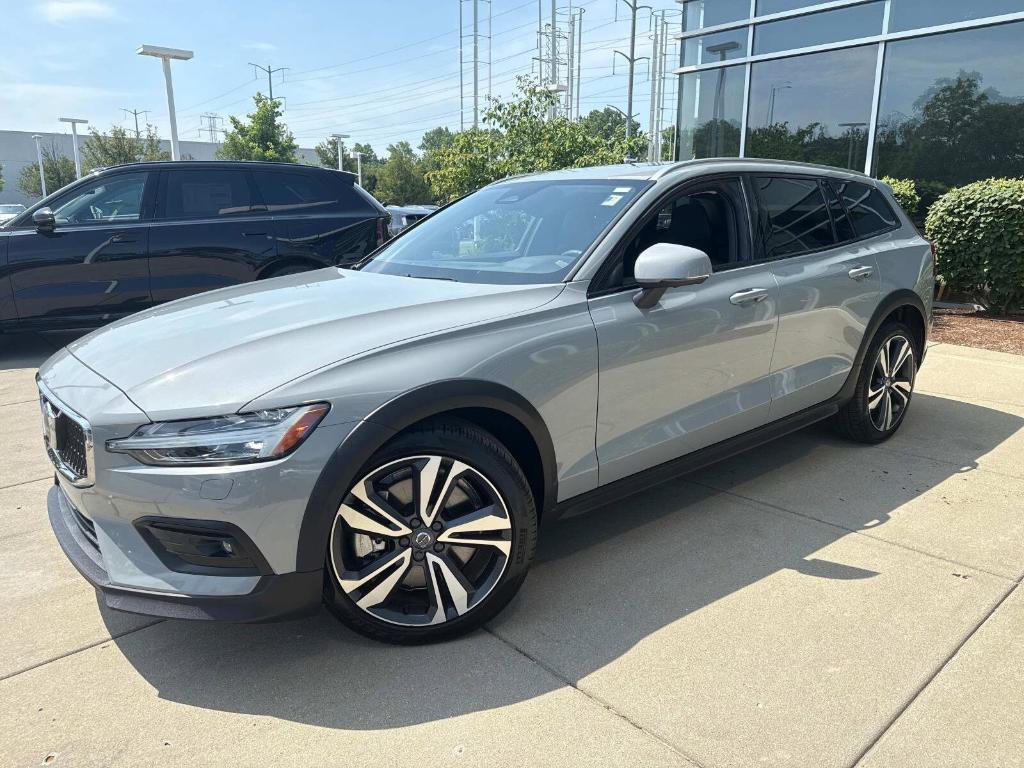used 2024 Volvo V60 Cross Country car, priced at $44,991