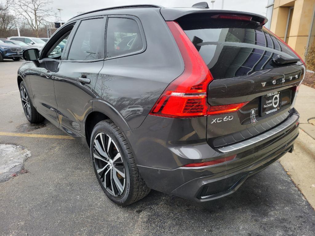 new 2025 Volvo XC60 car, priced at $56,525