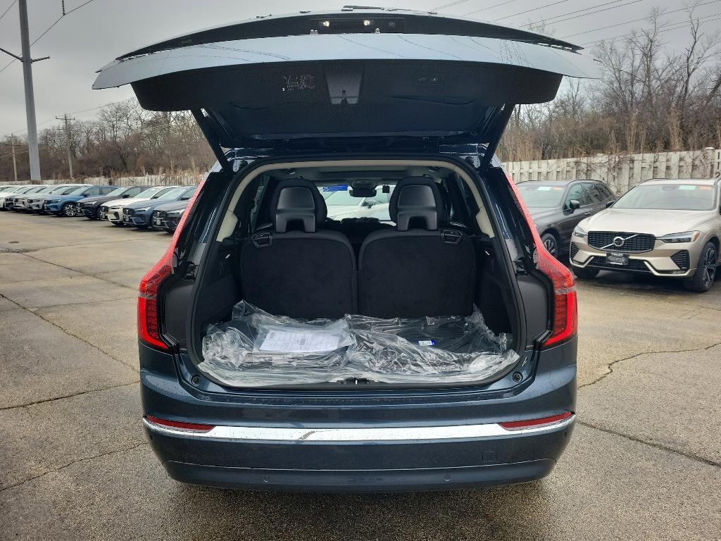 new 2025 Volvo XC90 car, priced at $61,385