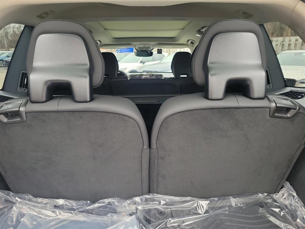 new 2025 Volvo XC90 car, priced at $61,385