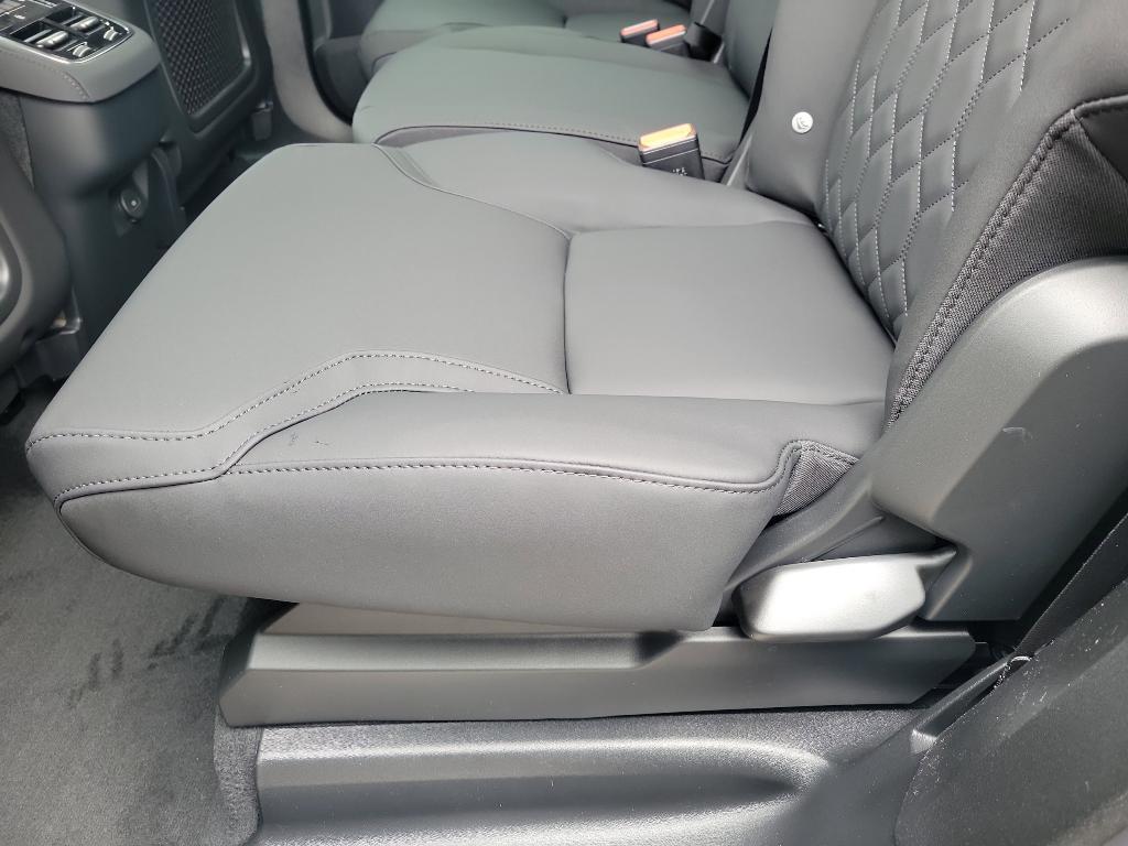 new 2025 Volvo XC90 car, priced at $61,385