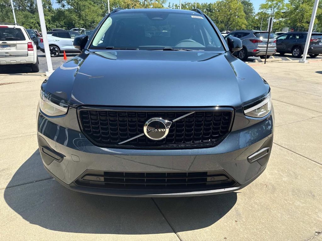 new 2026 Volvo XC40 car, priced at $46,975
