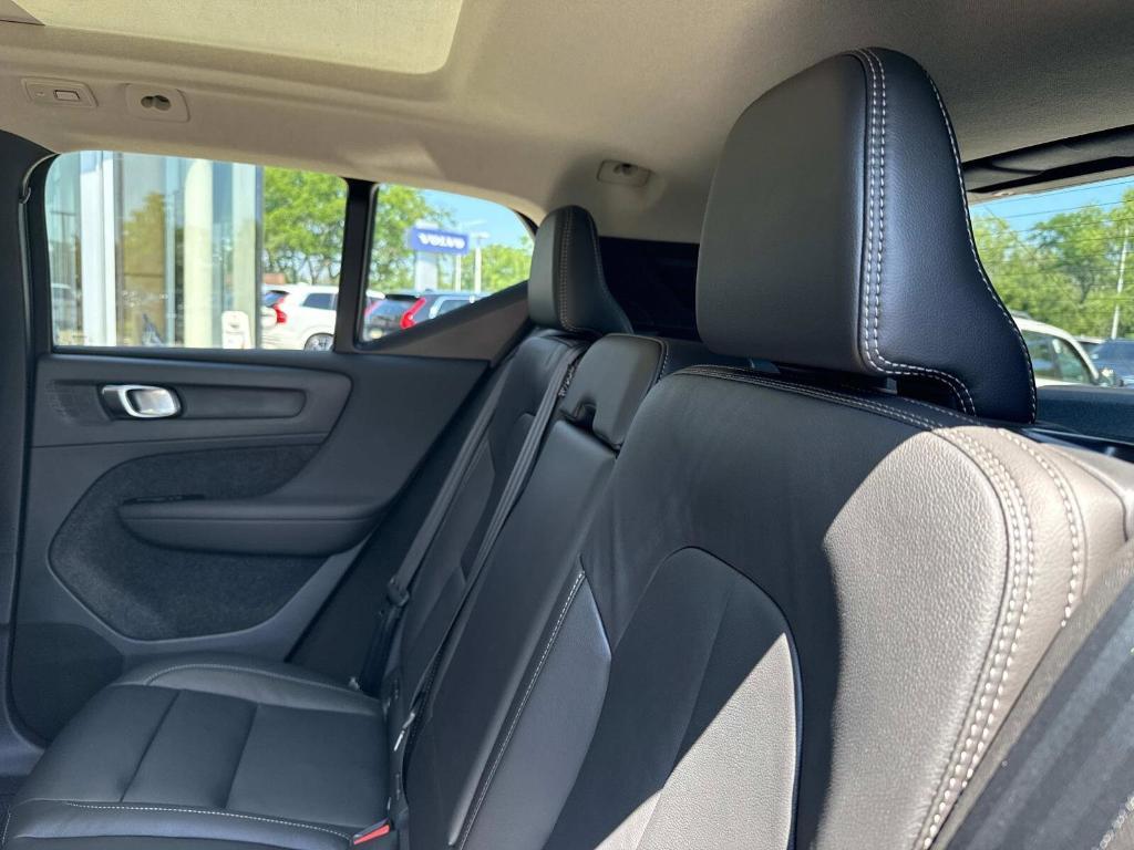 new 2026 Volvo XC40 car, priced at $46,975