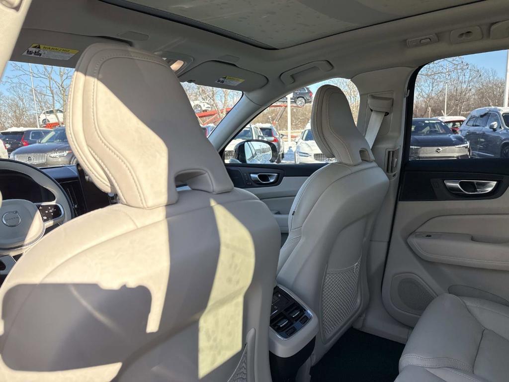 new 2026 Volvo XC60 car, priced at $63,935