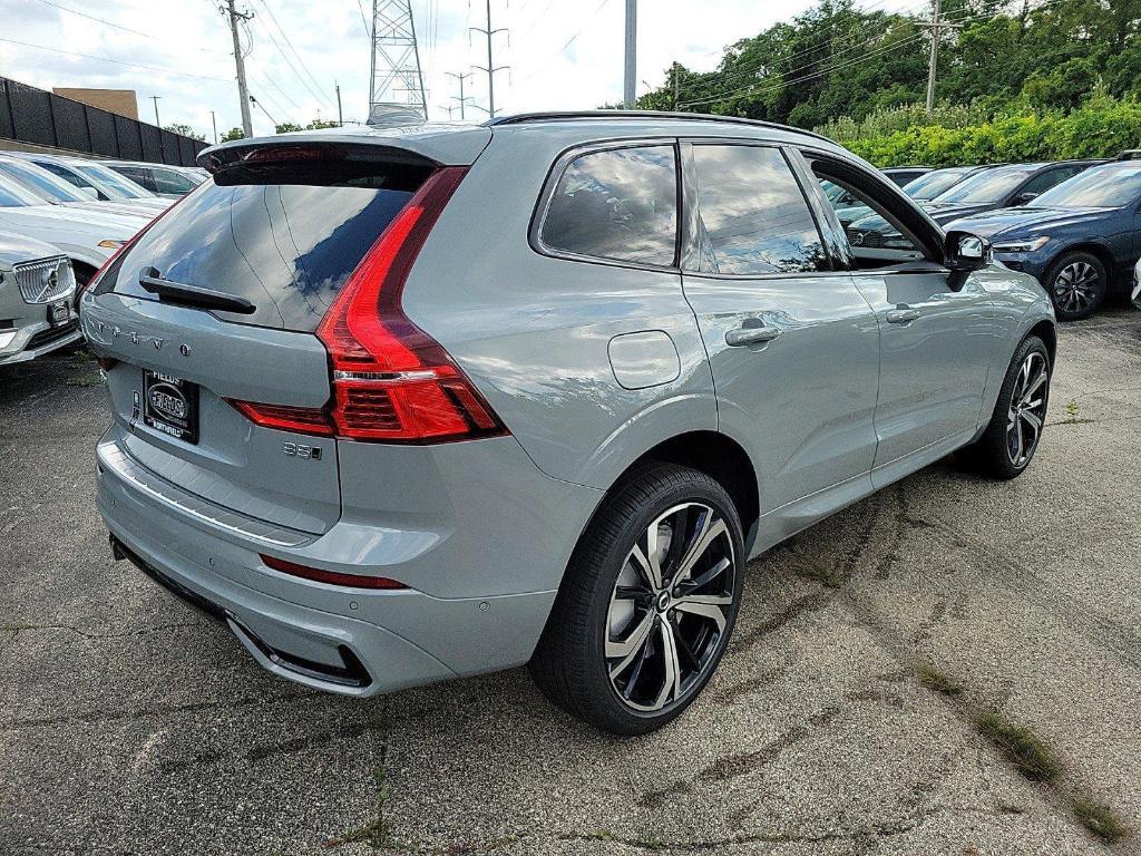 new 2025 Volvo XC60 car, priced at $60,743