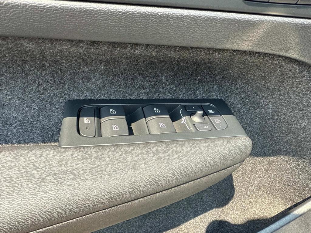 new 2026 Volvo XC40 car, priced at $50,150