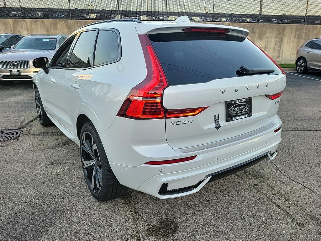 new 2025 Volvo XC60 car, priced at $60,635