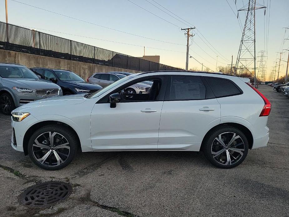 new 2025 Volvo XC60 car, priced at $60,635