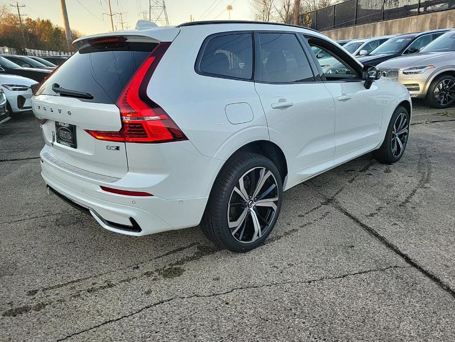 new 2025 Volvo XC60 car, priced at $60,635