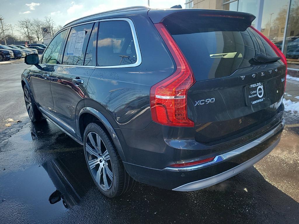 used 2022 Volvo XC90 car, priced at $38,911