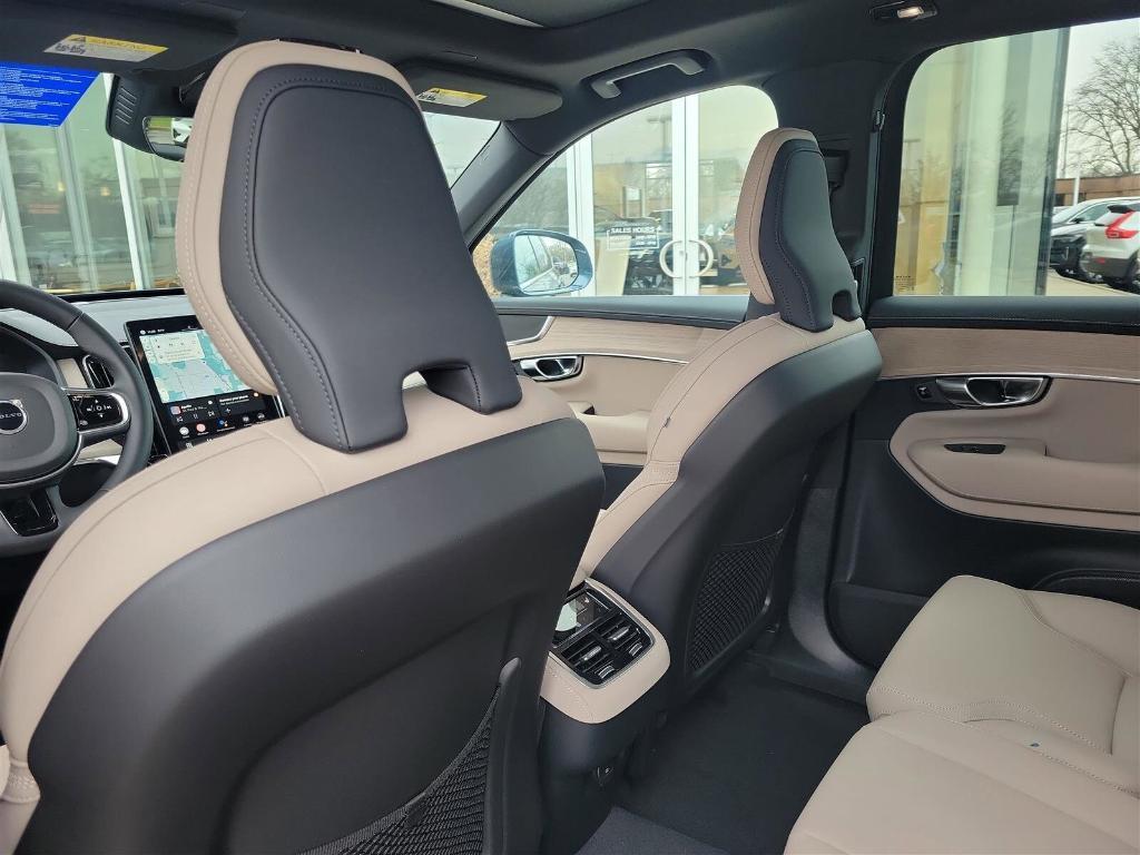 new 2025 Volvo XC90 car, priced at $66,285