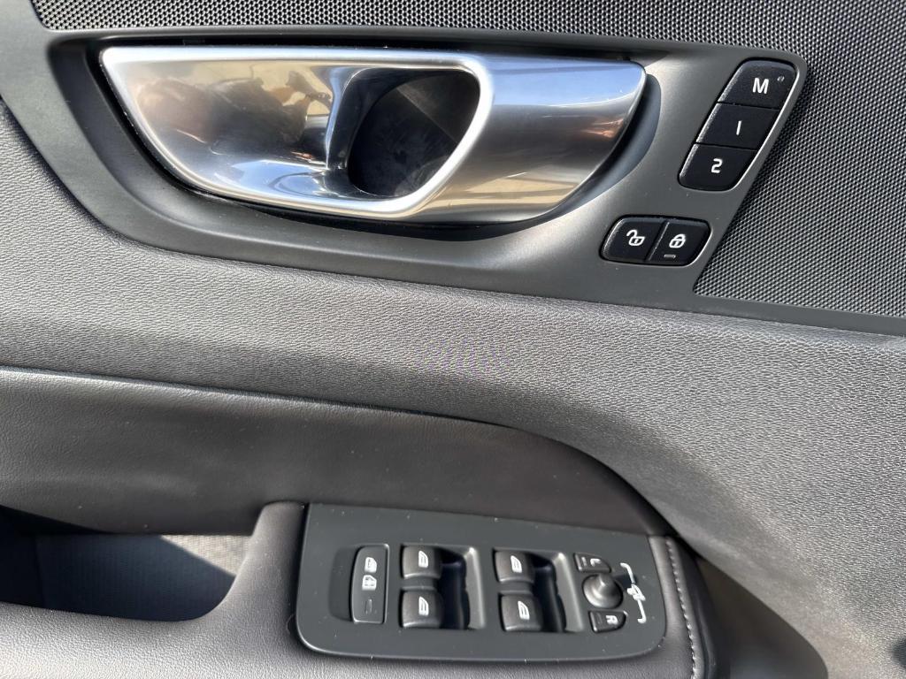 used 2025 Volvo XC60 car, priced at $40,991